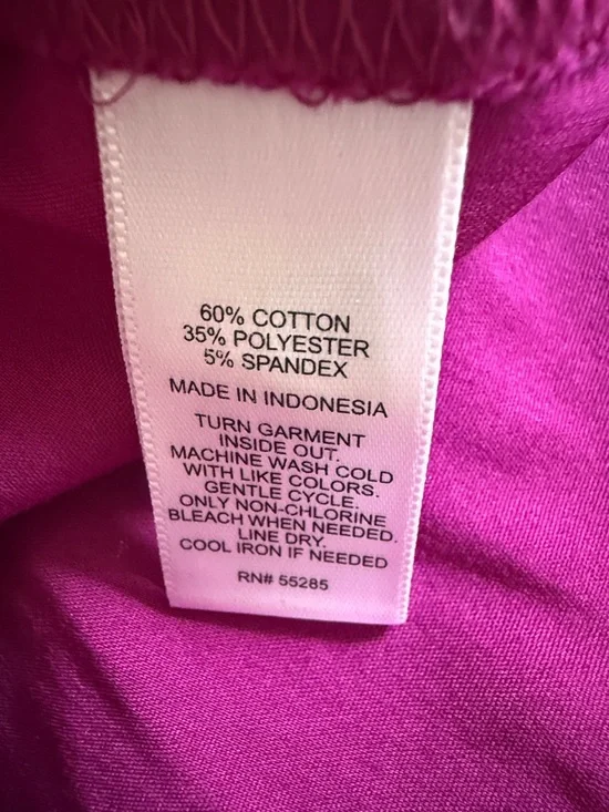 Express Magenta Button-Up Shirt - Picture 5 of 7